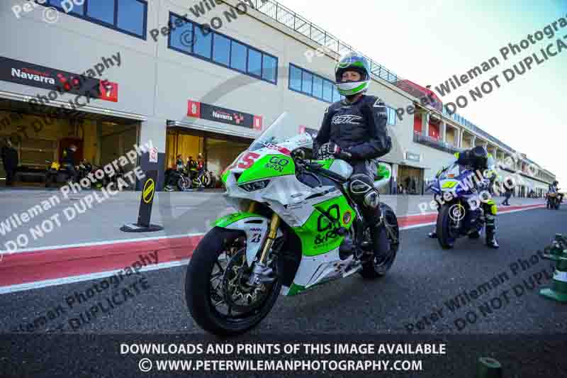 cadwell no limits trackday;cadwell park;cadwell park photographs;cadwell trackday photographs;enduro digital images;event digital images;eventdigitalimages;navarra;no limits trackdays;peter wileman photography;racing digital images;trackday digital images;trackday photos